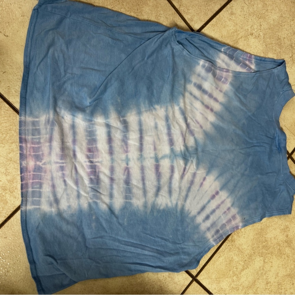Butter Blue Tie-Dye rhinestone emoji Graphic Tank Top with Purple Text - Picture 4 of 4